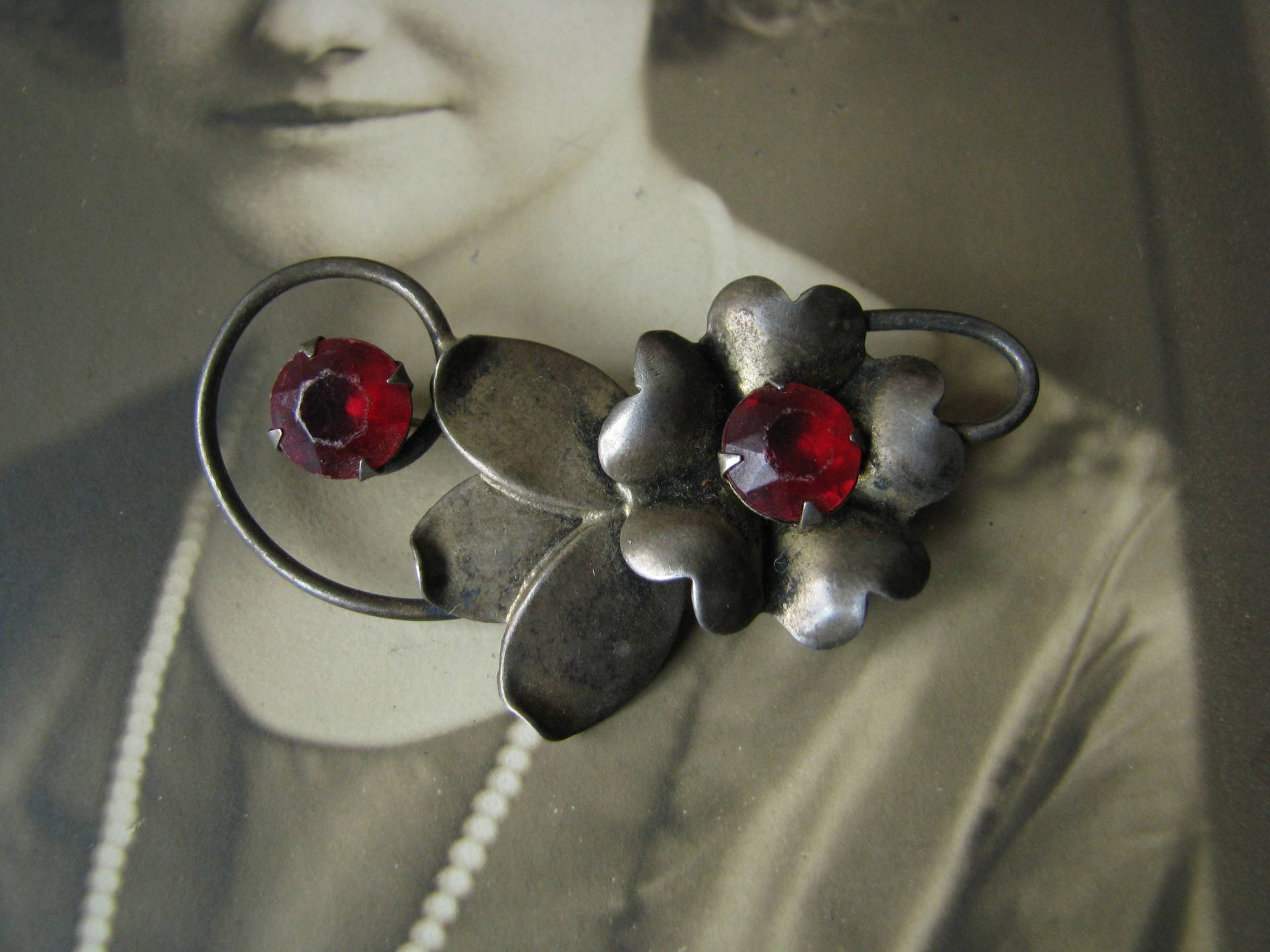 Vintage Sterling Silber Blumen Brosche, Celluloid Pin, Pin Vintage Sterling Silber Blumen Brosche, Celluloid Pin, Pin von WestEndMarket