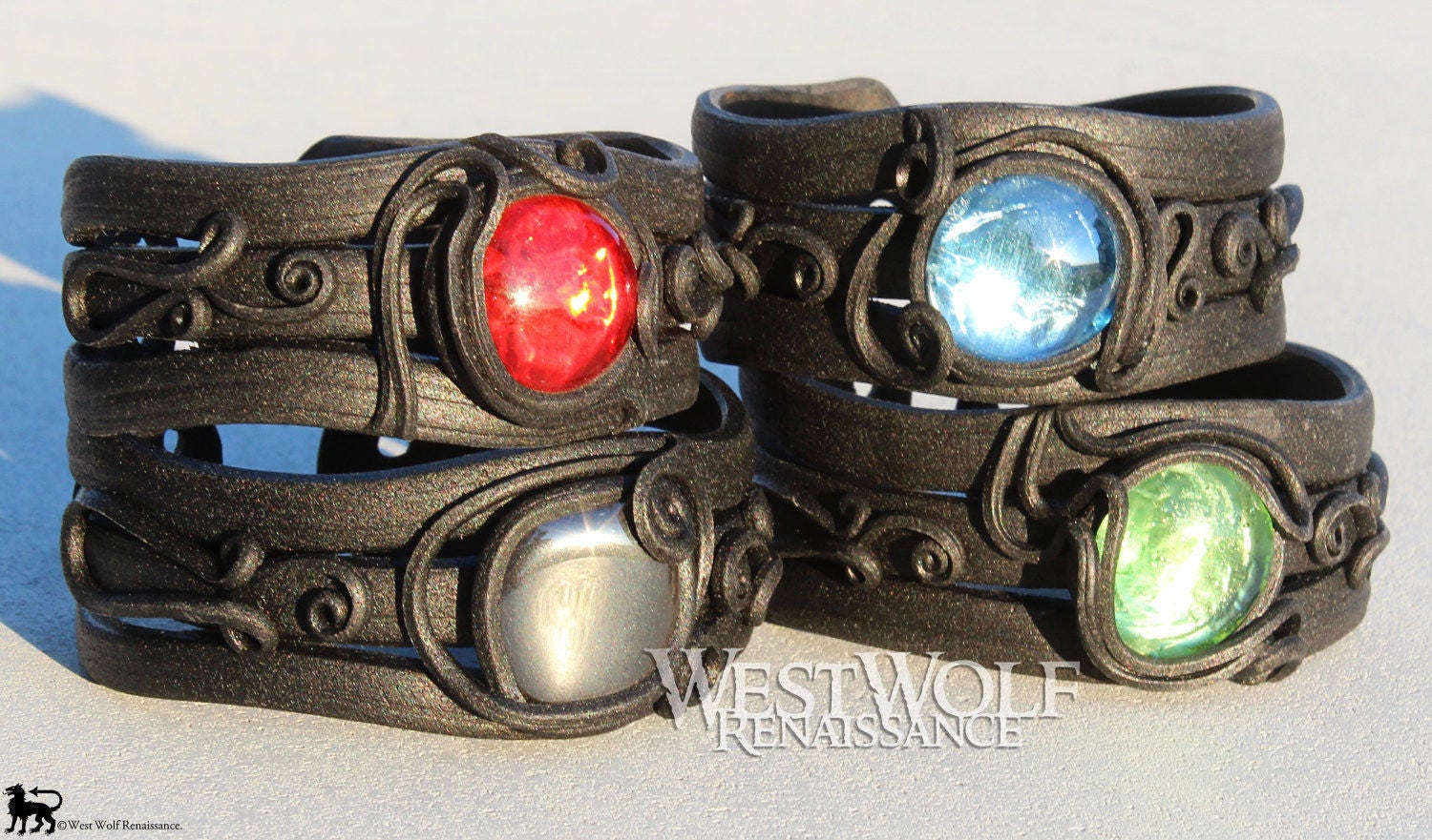 Fantasy Armband Mit Kristallstein - Blutrot, Mintgrün, Aquablau, Schwarzer Hämatit - Keltisch/Feenhaft/Magisch Fantasy Armband Mit Kristallstein - Blutrot, Mintgrün, Aquablau, Schwarzer Hämatit - Keltisch/Feenhaft/Magisch von WestWolfRenaissance