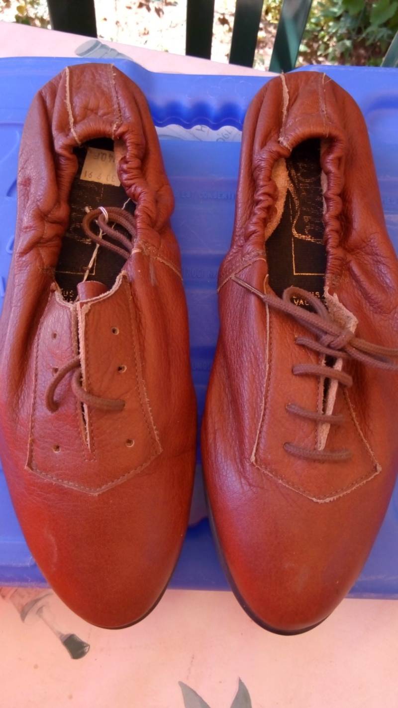 Braune Casting-Ballerinas Aus Den 1950Er/1960Er Jahren von WesternSwingHulagirl