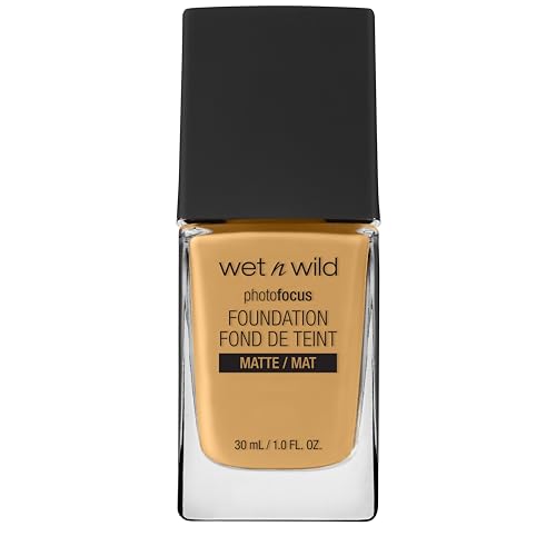 Wet 'n' Wild - Photo Focus Foundation - Foundation Classic Beige - Hochdeckend, für Makellose Haut auf Fotos - Reduziert feine Linien, Flecken und Falten - Vegan - Classic Beige von Wet n Wild