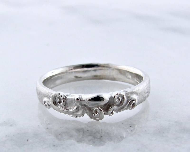 Meeresboden Krake Ring, Schmal, Silber Meeresboden Krake Ring, Schmal, Silber von WexfordJewelers
