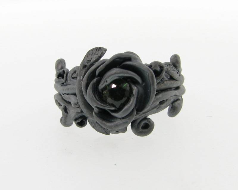 Rosengirlande Hochzeit Set Schwarz Silber & Turmalin Rosengirlande Hochzeit Set Schwarz Silber & Turmalin von WexfordJewelers