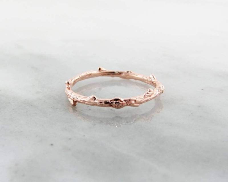 Schlanke Zweig Band in 585 Rose Gold von WexfordJewelers