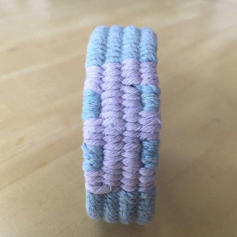 Blau-Graues Manschettenarmband Größe M 4324 von WhatKnotShop