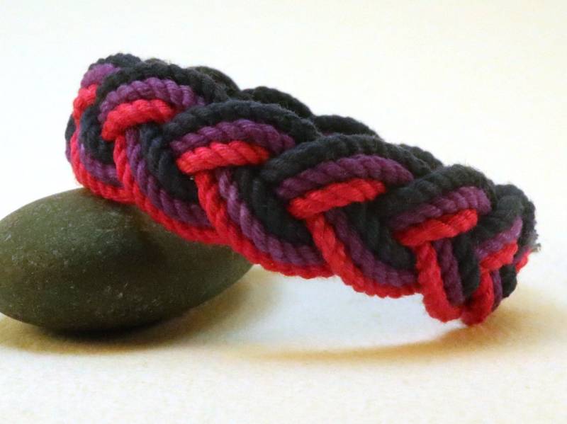 Lila-Marine Armband Lila 4489 von WhatKnotShop