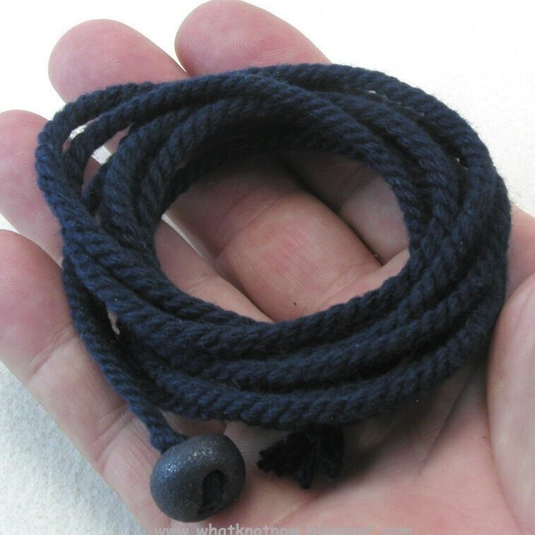 Marineblaues Wickelarmband Art von WhatKnotShop