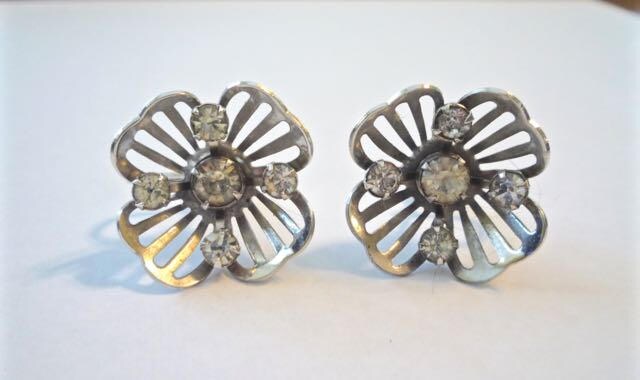 Bugbee & Niles Vintage Schraube-Zurück Ohrringe Silber Mit Strass - 1940Er Jahre Verstellbar Für Komfort | 2 Bugbee & Niles Vintage Schraube-Zurück Ohrringe Silber Mit Strass - 1940Er Jahre Verstellbar Für Komfort | 2 von WhatOnceWasNew