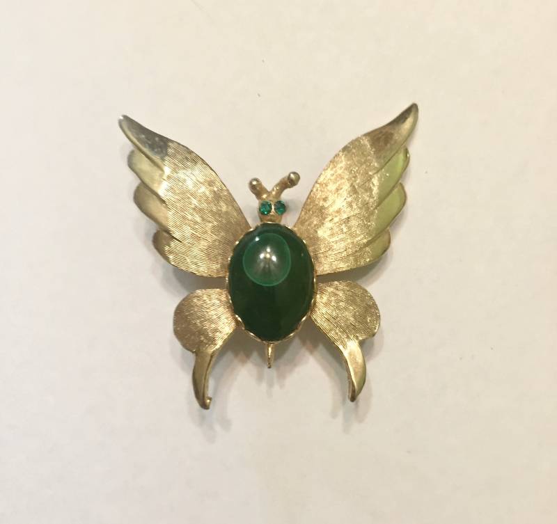 Schmetterlings-Brosche/Anstecknadel Mit Grünem Stein Vintage - Mitte Des Jahrhunderts 2 "x 2" Unbenannte Qualität Modeschmuck Aus Familienbesitz | 8 Schmetterlings-Brosche/Anstecknadel Mit Grünem Stein Vintage - Mitte Des Jahrhunderts 2 "x 2" Unbenannte Qualität Modeschmuck Aus Familienbesitz | 8 von WhatOnceWasNew