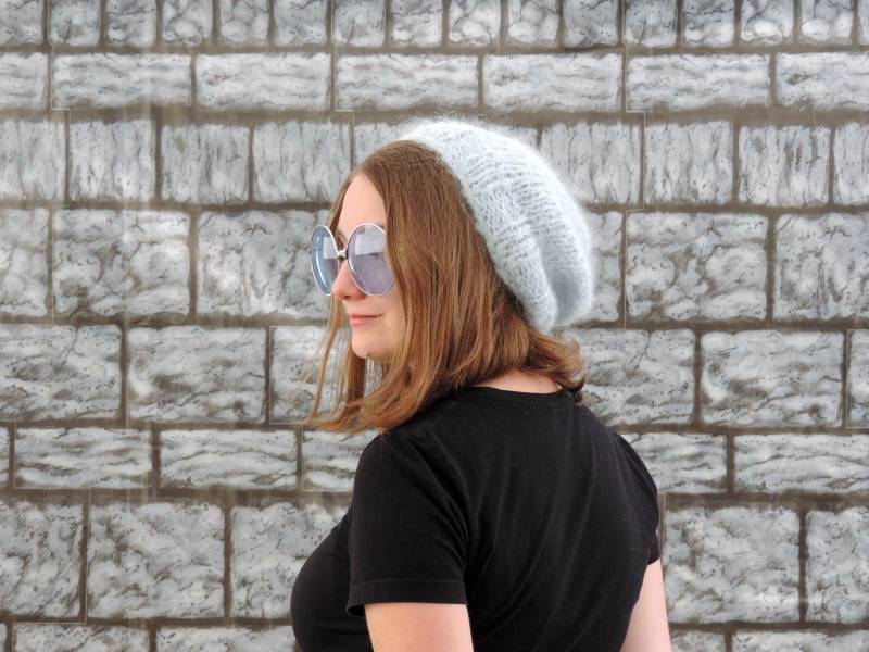 Pastell Baby Blau Mohair Handgemachte Gestrickte Slouchy Beanie von WhateverWorks