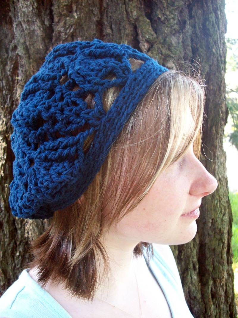 Trilobit Tam in Marineblau Aus Wolle von WhateverWorks