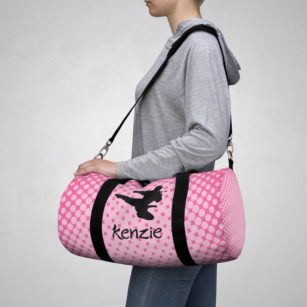 Karate Tasche Personalisiert, Für Kind, Mädchen, Schwarzer Gürtel Geschenk, Benutzerdefinierte Reisetasche, Martial Arts Sporttasche von WhattheFrogDesignCo