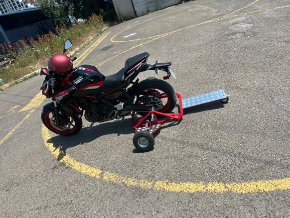 Wheelie, Motorrad Vorrichtung, Wheelie Trainer Wheelie, Motorrad Vorrichtung, Wheelie Trainer von WheelieLab