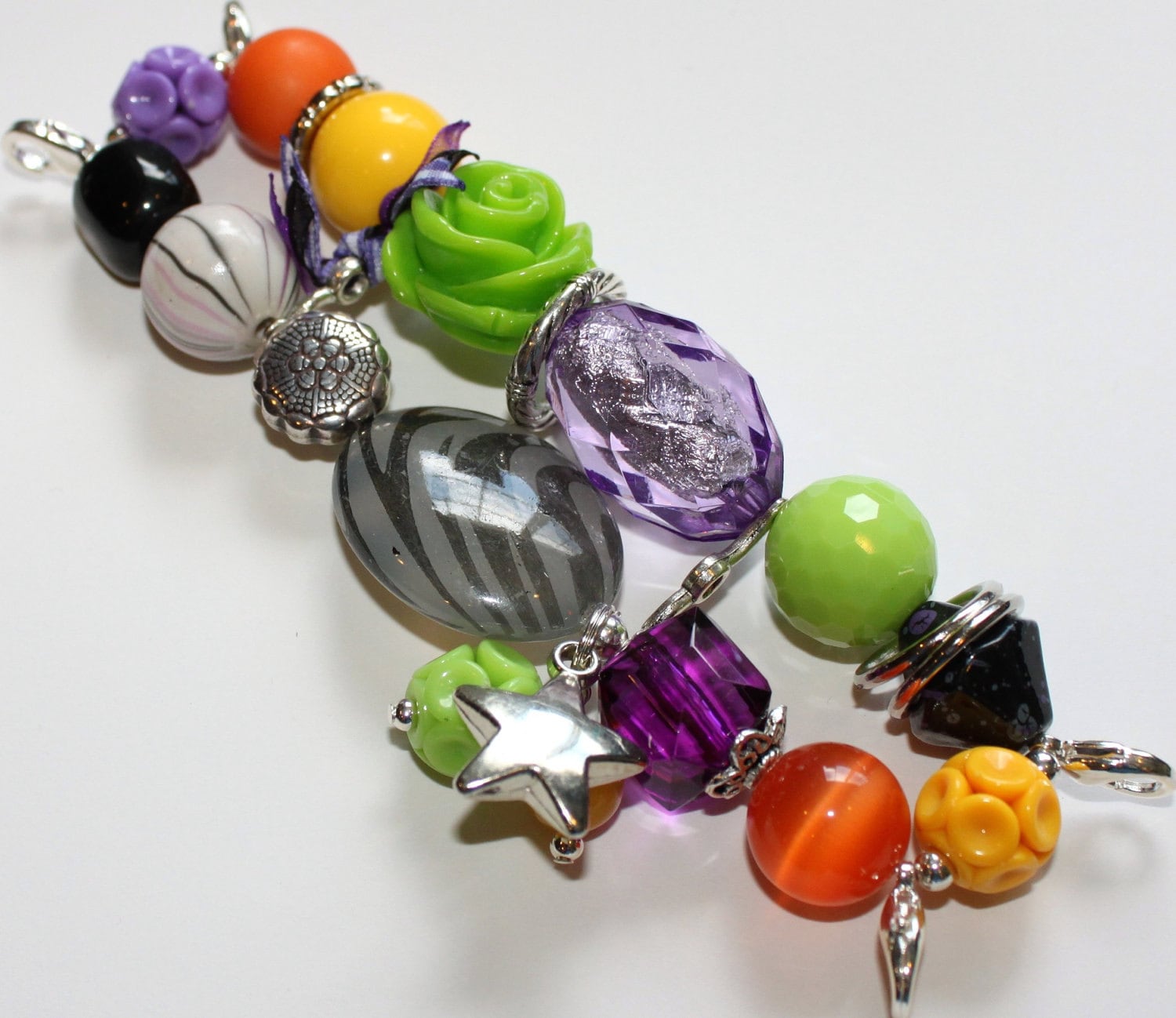 Böse... Halloween Austauschbaren Perlen Armband, Orange, Schwarz, Hellgrün, Lila, Gelb Böse... Halloween Austauschbaren Perlen Armband, Orange, Schwarz, Hellgrün, Lila, Gelb von WhichWatchDesigns