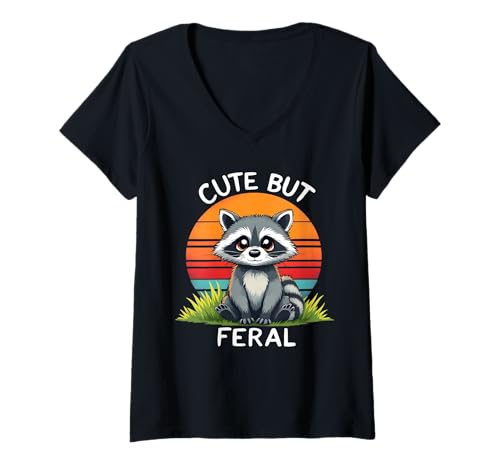 Damen Süßer, Aber Wilder Waschbär-Anhänger, Statement-Tierspaß T-Shirt mit V-Ausschnitt Damen Süßer, Aber Wilder Waschbär-Anhänger, Statement-Tierspaß T-Shirt mit V-Ausschnitt von Whimsical Raccoon Vibes Wildlife Attitude