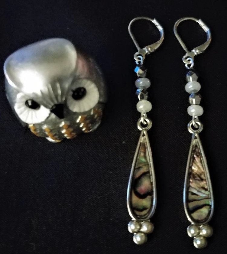 Handgemachte Perlen Silber Teardrop Perlmutt Perle Ohrringe Nanten Ohrringe Mit Metall Und Farbige von WhimsicalIngenuity