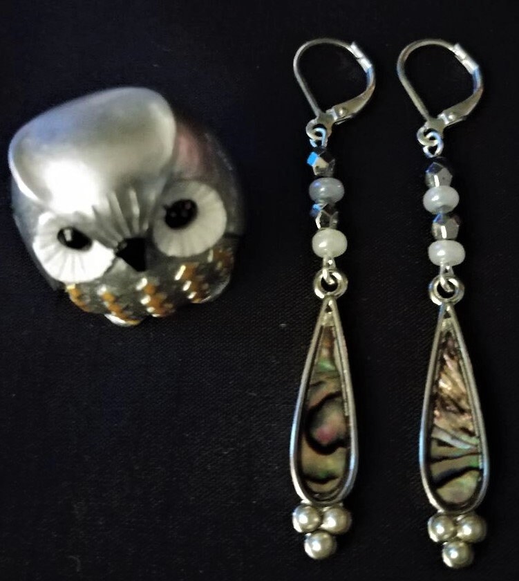 Handgemachte Perlen Silber Teardrop Perlmutt Perle Ohrringe Nanten Ohrringe Mit Metall Und Farbige von WhimsicalIngenuity