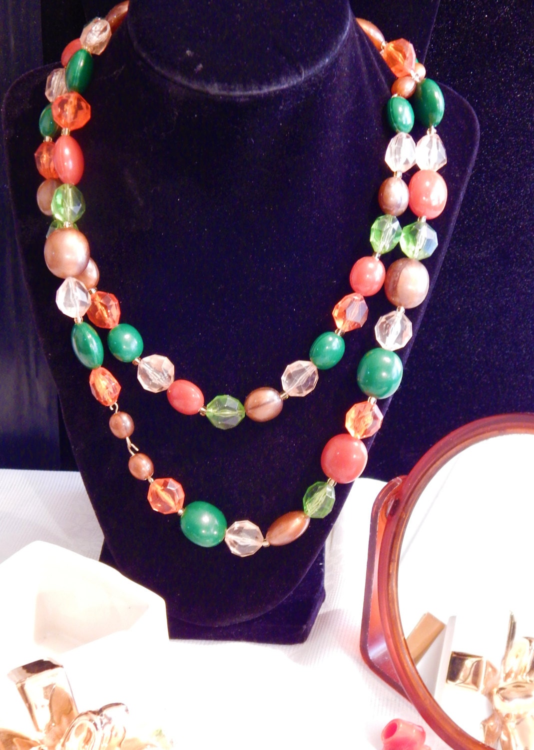 "Vintage Doppelstrang "Obstsalat" Halskette, Apfelsaft Bakelit Spacers, 1950Er Jahre." von WhimsicalThingsToo