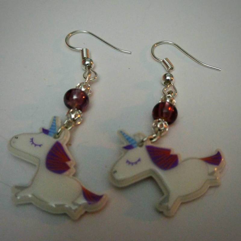 Tanzendes Einhorn Ohrringe von WhimsyLibrarian