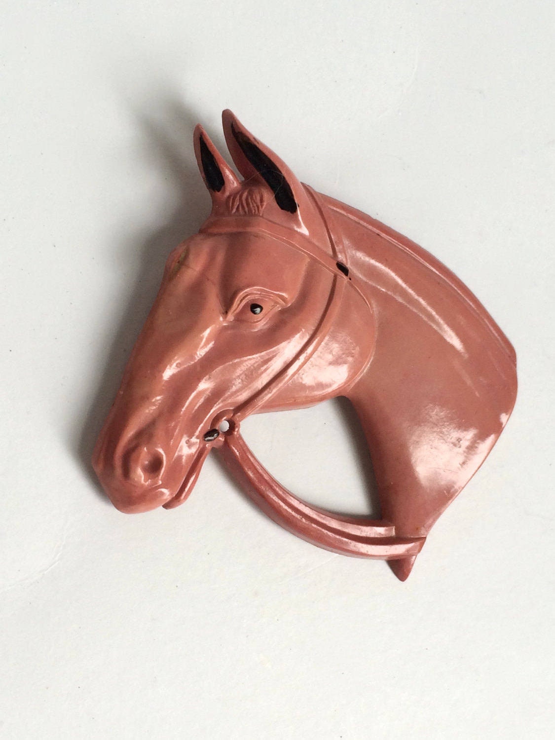 Vintage Brosche Celluloid Pferd Pin Einzigartiges Geschenk Vintage Brosche Celluloid Pferd Pin Einzigartiges Geschenk von WhirleyShirley