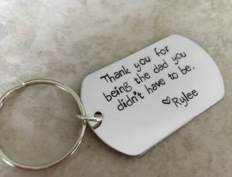 Personalisierter Stiefvater Keychain, Individuelles Vatertagsgeschenk von WhirlyBirdDesigns