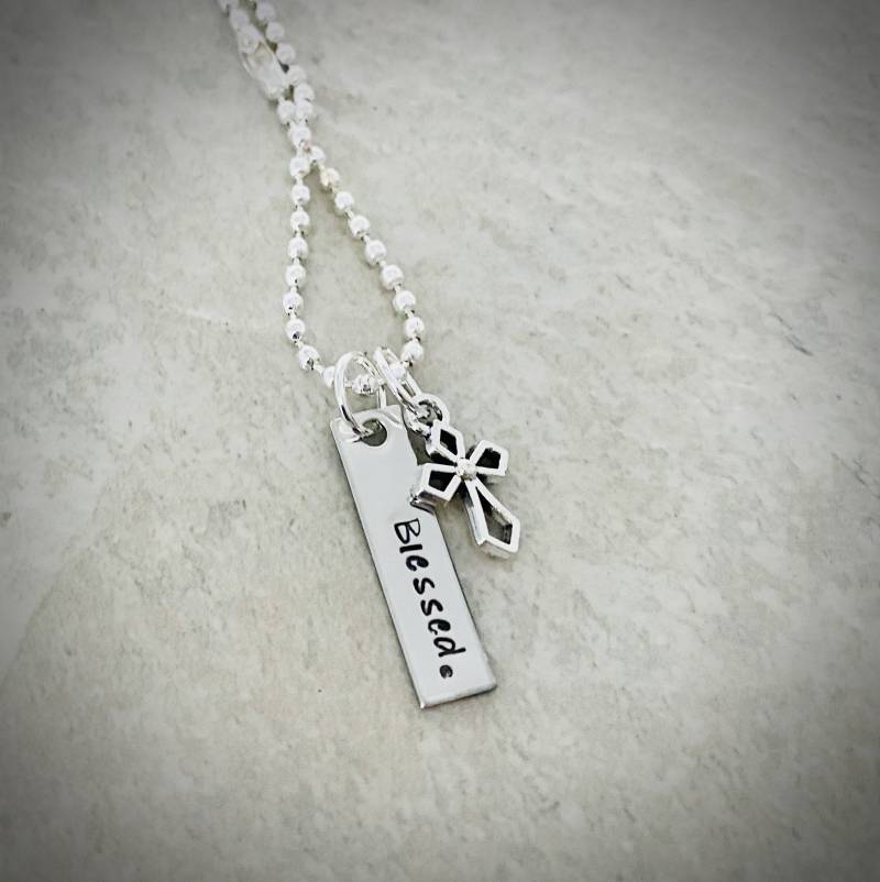 Handgestempelte Blessed Halskette von WhirlyBirdDesigns