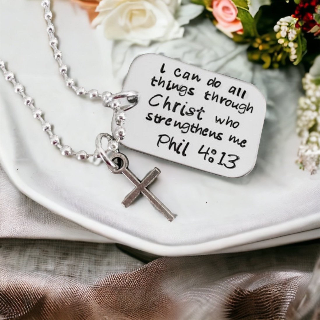 Ich Kann Alles Durch Christus Tun, Der Mich Stärkt Philipper 413 Handgestempelte Personalisierte Halskette Glauben Schmuck Bibel Vers von WhirlyBirdDesigns