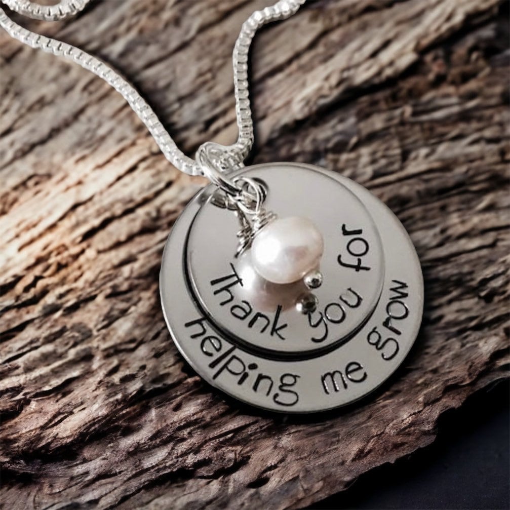 Personalisierte Lehrer Halskette, Danke Geschenk Mit Perle von WhirlyBirdDesigns