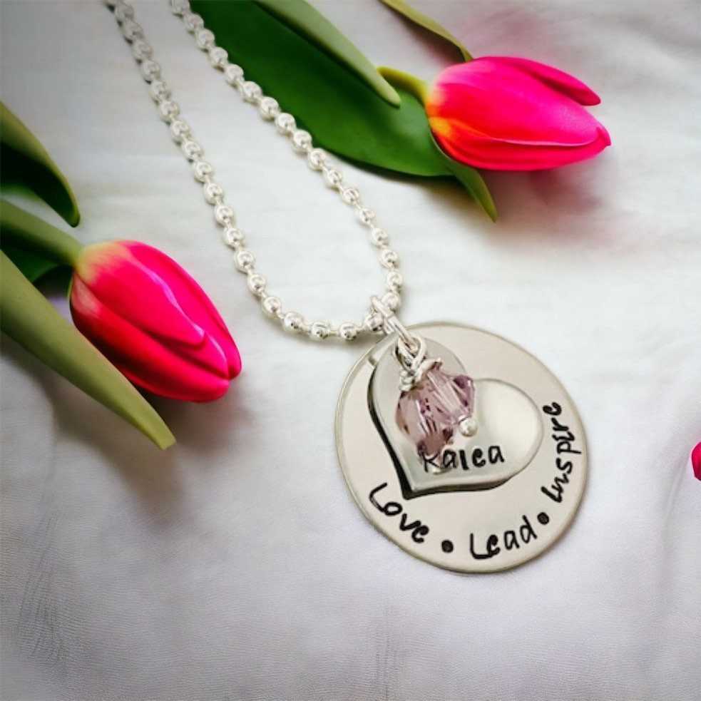 Personalisierte Lehrer Halskette Handgestempelter Schmuck Mit Geburtsstein von WhirlyBirdDesigns
