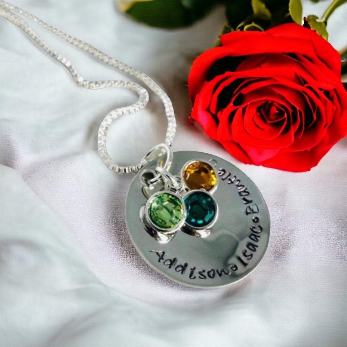 Personalisierte Mutter Halskette, Benutzerdefinierte Name & Birthstone Schmuck von WhirlyBirdDesigns