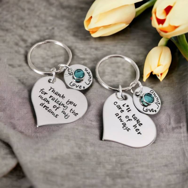 Personalisierte Schwiegermutter Keychain Set, Herzanhänger & Kristall von WhirlyBirdDesigns