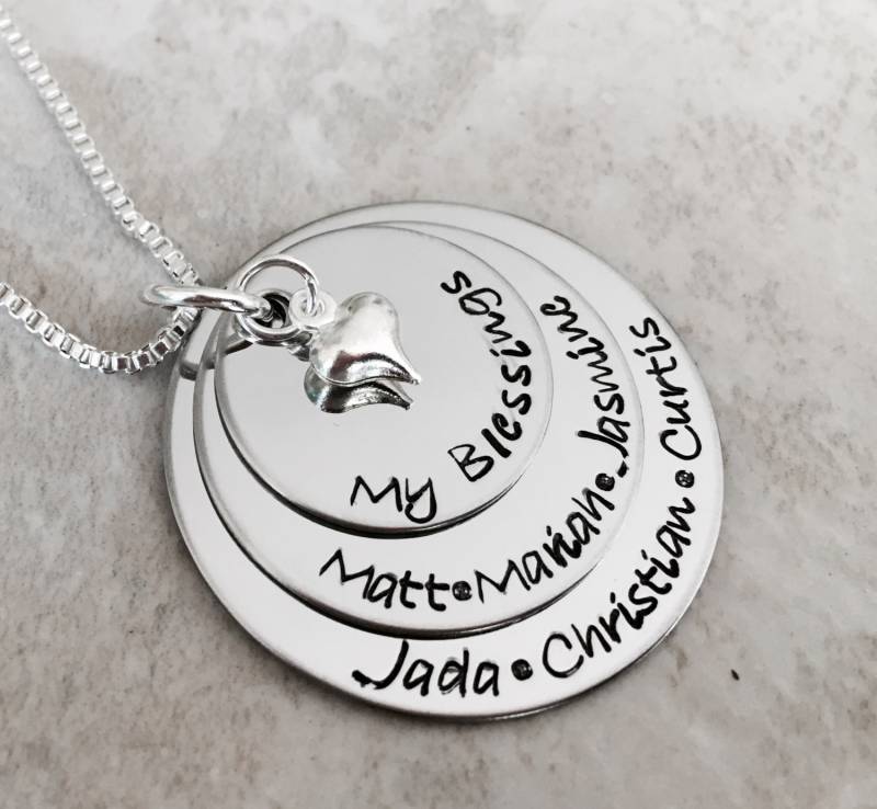 Personalisierte Segen Halskette, Benutzerdefinierte Namen Oma Geschenk von WhirlyBirdDesigns