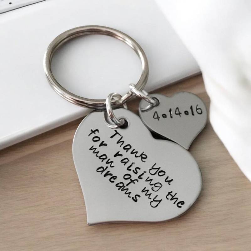 Personalisierter Herz-Schlüsselanhänger Danke, Dass Sie Den [Mann/Frau] Meiner Träume Aufgezogen Haben von WhirlyBirdDesigns