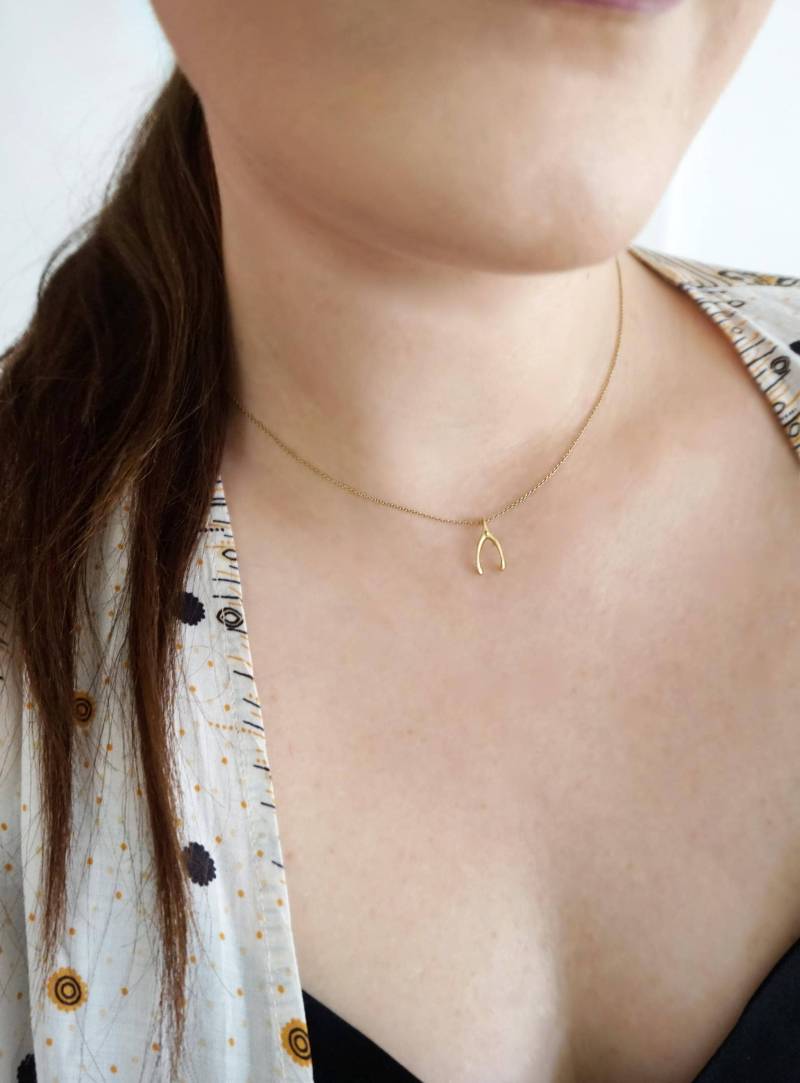 14K 9K Winzige Wishbone Anhänger Halskette, Glücksbringer, Glück Machen Einen Wunsch Knochen Anhänger, Zierliche Goldkette, Alltägliche Minimal von WhisperGold