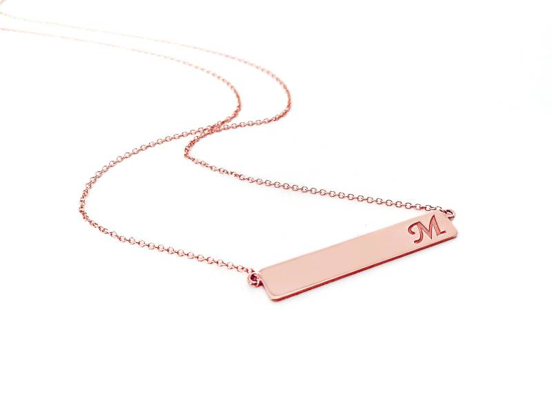 14K Gold Bar Halskette, Personalisierte Initial Gravierte Zierliche Benutzerdefinierte Geschenk von WhisperGold