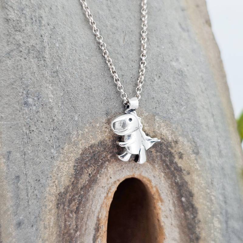 Dino Anhänger Aus Sterling Silber, Hergestellt in Der Schweiz, Einzelstück, Dinosaurier Schmuck, Halskette, Süss, Niedlich, Märchen von WhisperOfWildflowers