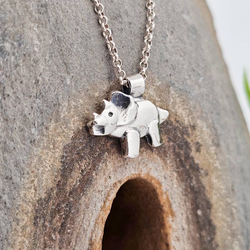 Dino Anhänger Aus Sterling Silber, Hergestellt in Der Schweiz, Einzelstück, Dinosaurier Schmuck, Halskette, Süss, Niedlich, Märchen von WhisperOfWildflowers
