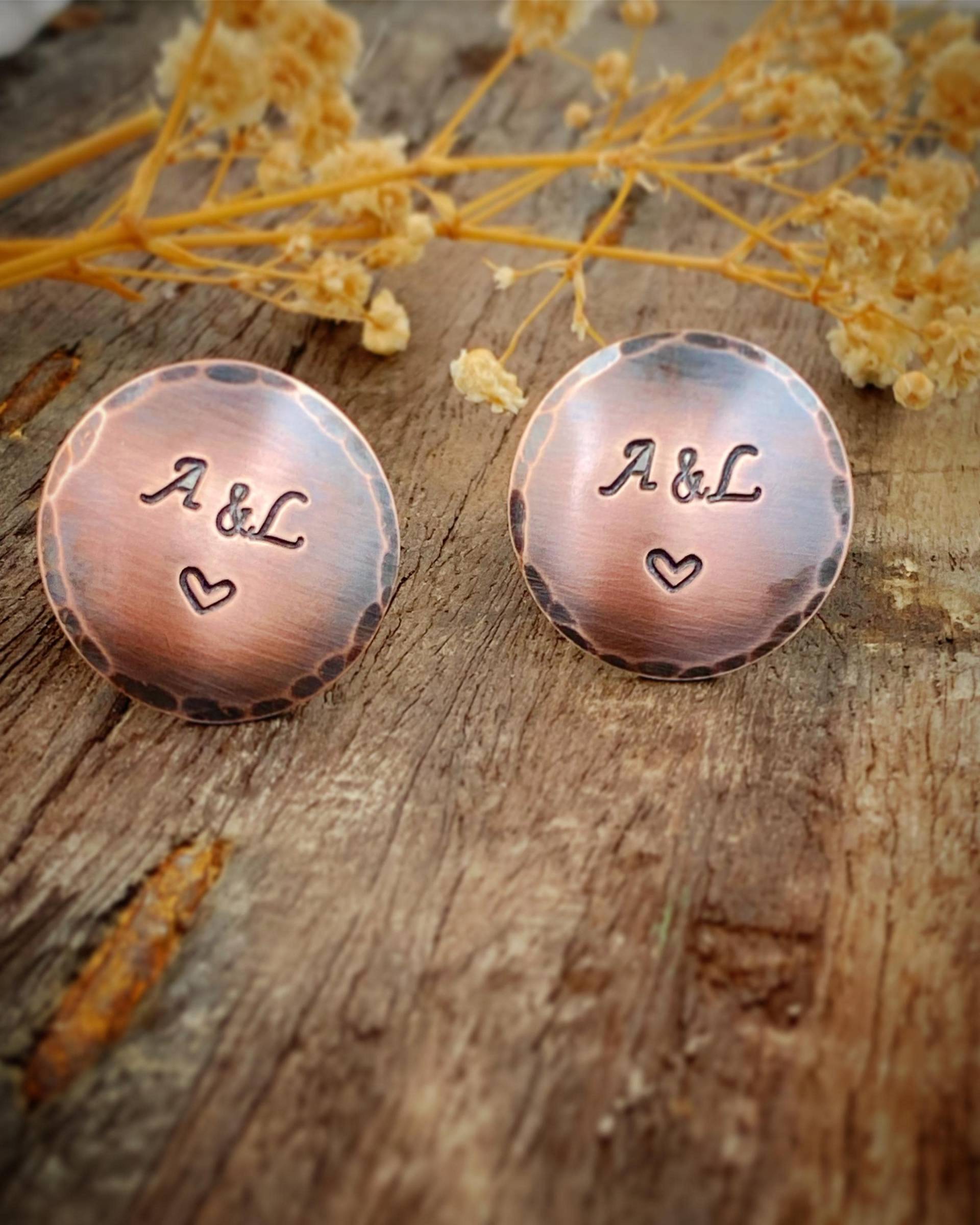 Personalisierte Kupfer Manschettenknöpfe Gravierte Initialen, Geschenk Zum 7 Jahre Jahrestag von WhispersFromTheWild