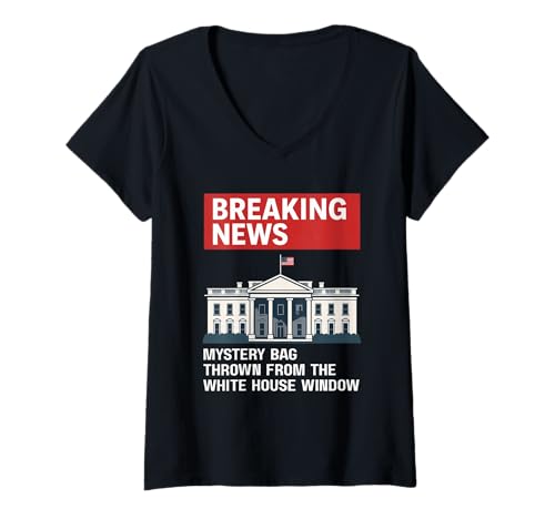 Damen Mysteriöse Tasche geworfen Geheimnisvolle Tasche im Weißen Haus Lustig T-Shirt mit V-Ausschnitt Damen Mysteriöse Tasche geworfen Geheimnisvolle Tasche im Weißen Haus Lustig T-Shirt mit V-Ausschnitt von White House mystery bag incident Tee