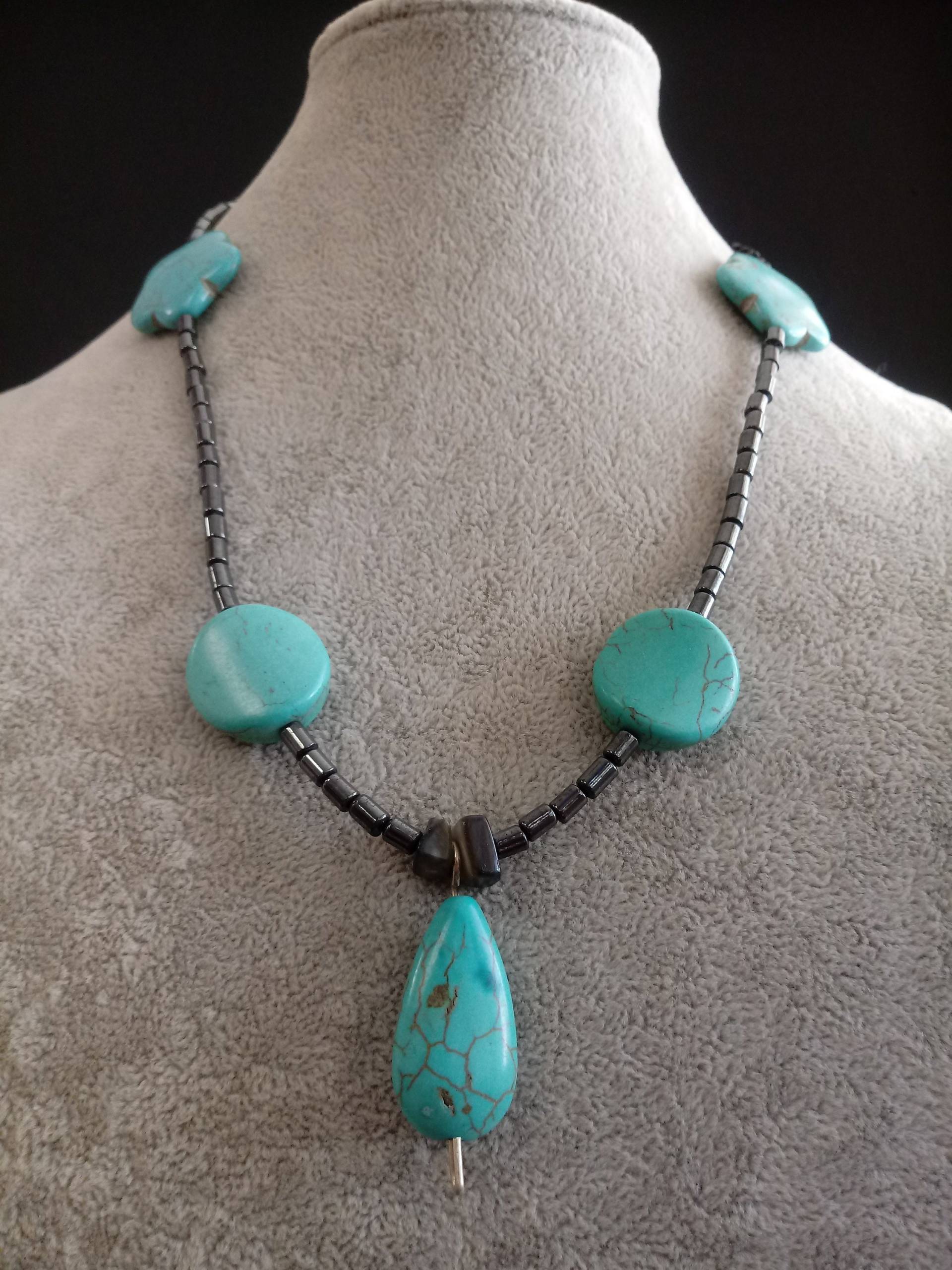 Frau Träne Drop Halskette Frau Träne Drop Halskette von WhiteDragonJewelers