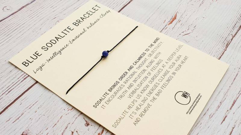 Blaues Sodalith Armband Verstellbarer Edelsteinschmuck Blaues Sodalith Armband Verstellbarer Edelsteinschmuck von WhiteHandDesigns