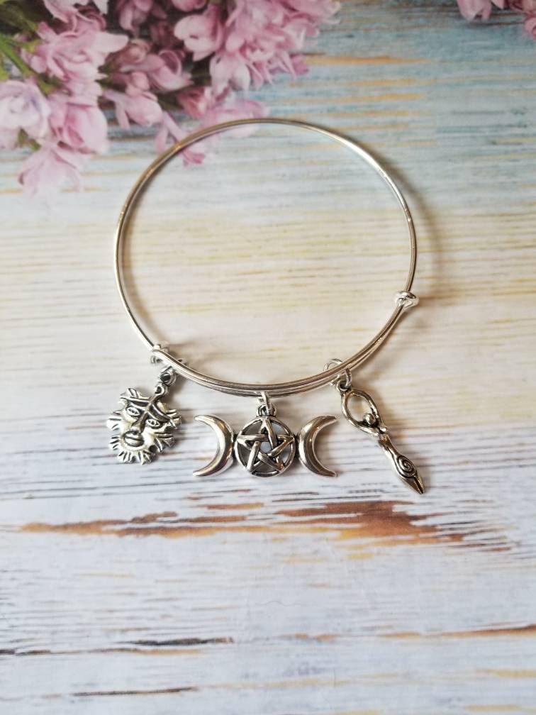 Dreifache Göttin Armband, Grüner Mann Armreif, Silber Erweiterbar Pagan Wicca Charm Armband von WhitePeachCottage