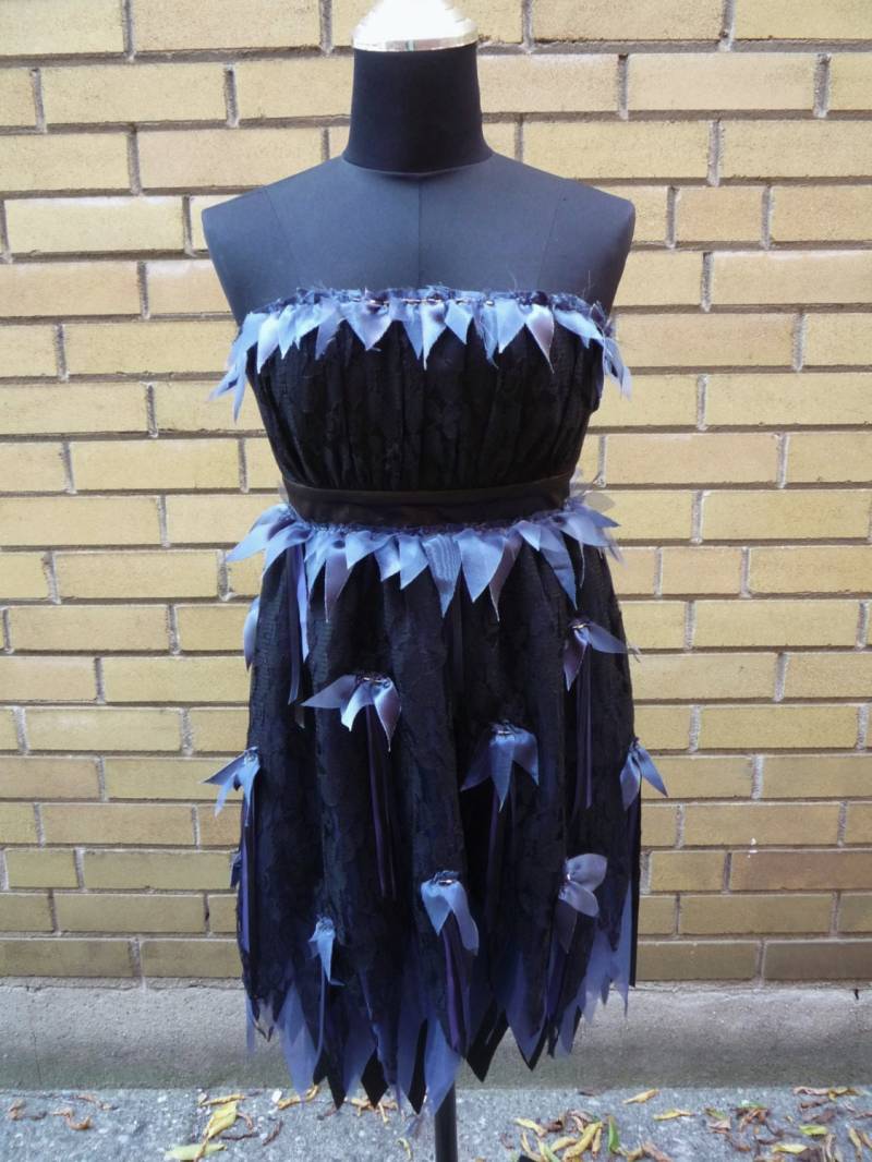 Schwarz Und Blau Zerfetzten Fee von WhiteSphinx