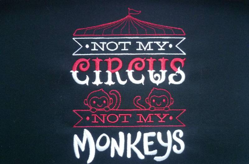Circus Monkey Hoodie, Not My Monkeys, Bestickter Größen Xs - 5Xl von WhiteWizardPurpleElf