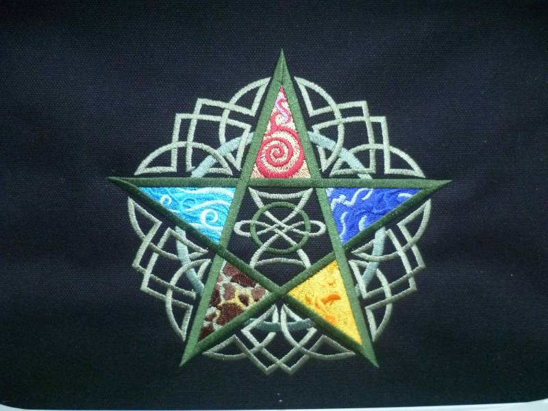 Pentagramm Hoodie, Wiccan Elements Elemental Earth Air Fire Water Spirit, Witch Wicca Xs - 5Xl von WhiteWizardPurpleElf