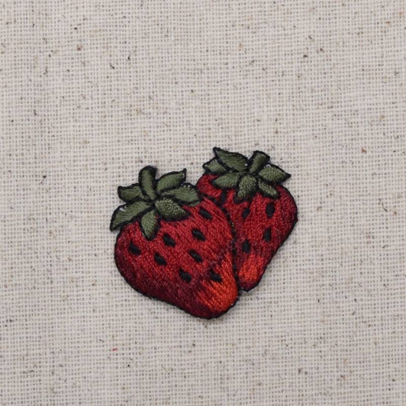 Doppel Erdbeere - Zwei Erdbeeren Obst Essen Gestickter Aufnäher Zum Aufbügeln 151254A Doppel Erdbeere - Zwei Erdbeeren Obst Essen Gestickter Aufnäher Zum Aufbügeln 151254A von WholesaleApplique
