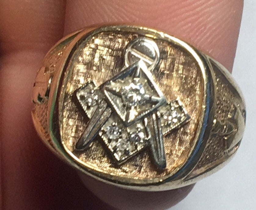 Schwerer Freimaurer Gold Und Diamant Ring Schwerer Freimaurer Gold Und Diamant Ring von WholesaleRocksDotBIZ