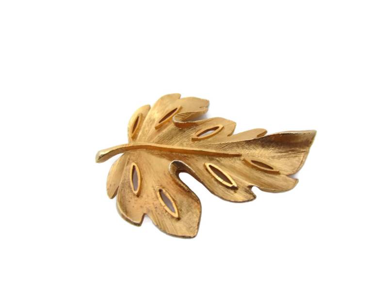 Vintage Brosche Blattgold Bsk Anstecknadel Ernteschmuck Für Herbst Eiche Blatt Pin 1970Er Jahre Schmuck Antik Broschen von WhyWeLoveThePast