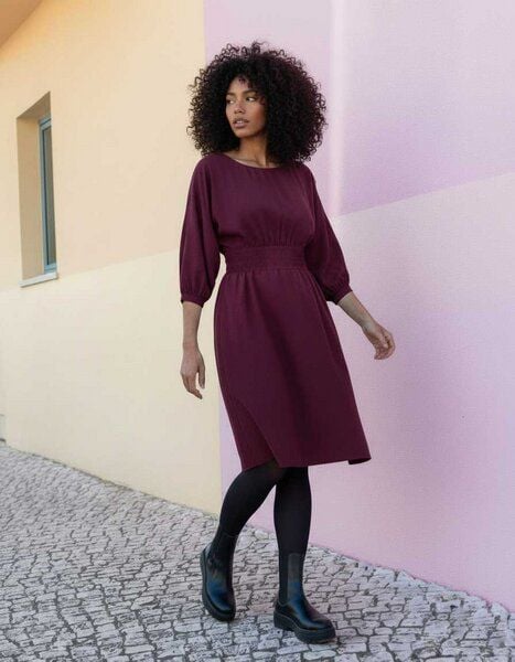 WiDDA berlin Kleid LISANNE Beere aus ECOVERO® von WiDDA berlin