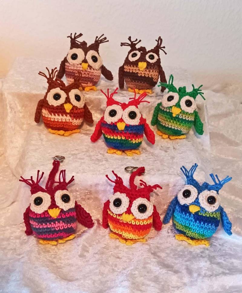 Bunte Eulen Schlüsselanhänger Taschenbaumler Spielzeug Oder Deko Mit Extra Viel Liebe Handgemacht Aumigurumi Große Auswahl Bunte Eulen Schlüsselanhänger Taschenbaumler Spielzeug Oder Deko Mit Extra Viel Liebe Handgemacht Aumigurumi Große Auswahl von WichtelKreationen2