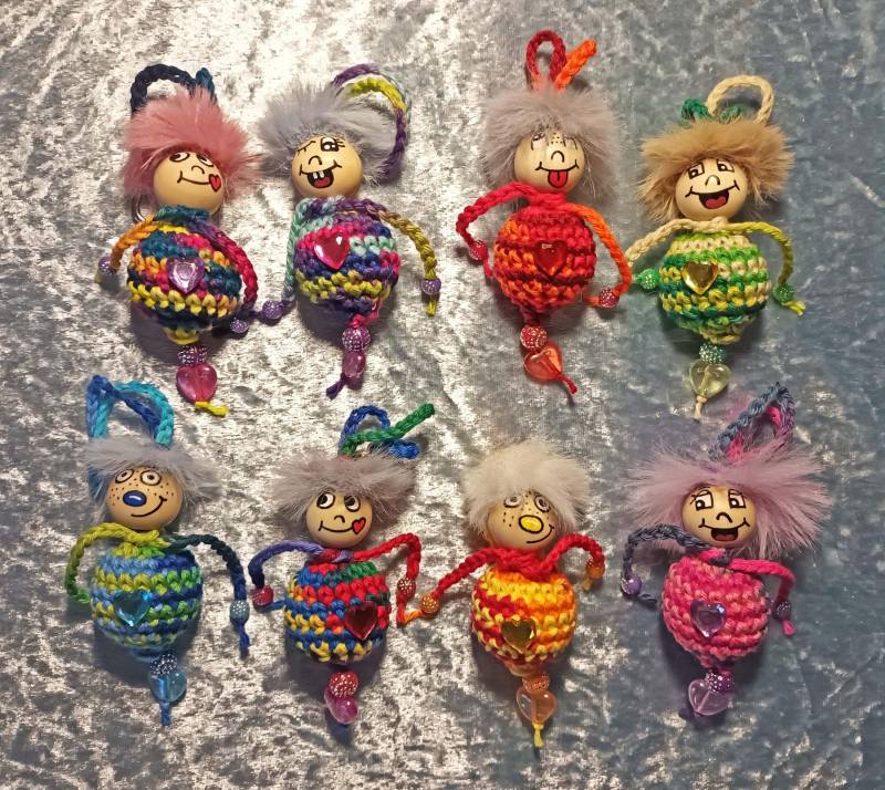 Lustige Kobolde Glücksbringer Sorgenwürmchen Glückswürmchen Sorgenpüppchen Anhänger Mit Extra Viel Liebe Handgemacht Auswahl Aumigurumi Lustige Kobolde Glücksbringer Sorgenwürmchen Glückswürmchen Sorgenpüppchen Anhänger Mit Extra Viel Liebe Handgemacht Auswahl Aumigurumi von WichtelKreationen2